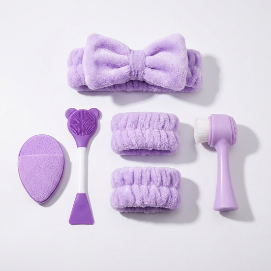 Set de Skincare Violeta – Vincha, Muñequeras y Cepillos Faciales (6 Piezas)